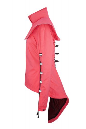 Expandable cycling and horse-riding rain jacket